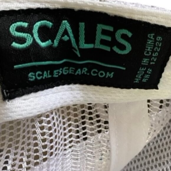 NWT Scales Aqua & White Hooks Hat One Size - Picture 5 of 5